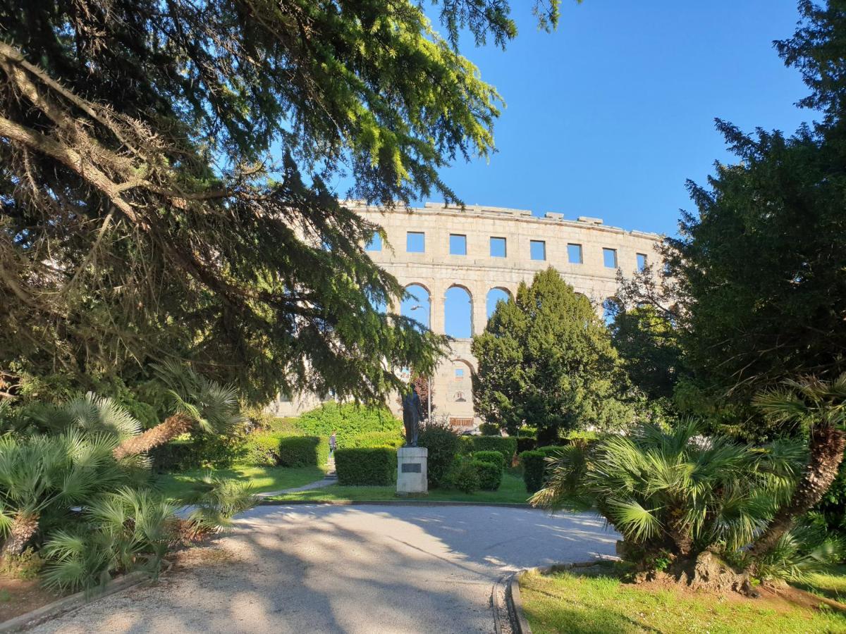 Apartment Vostan Pula Dış mekan fotoğraf