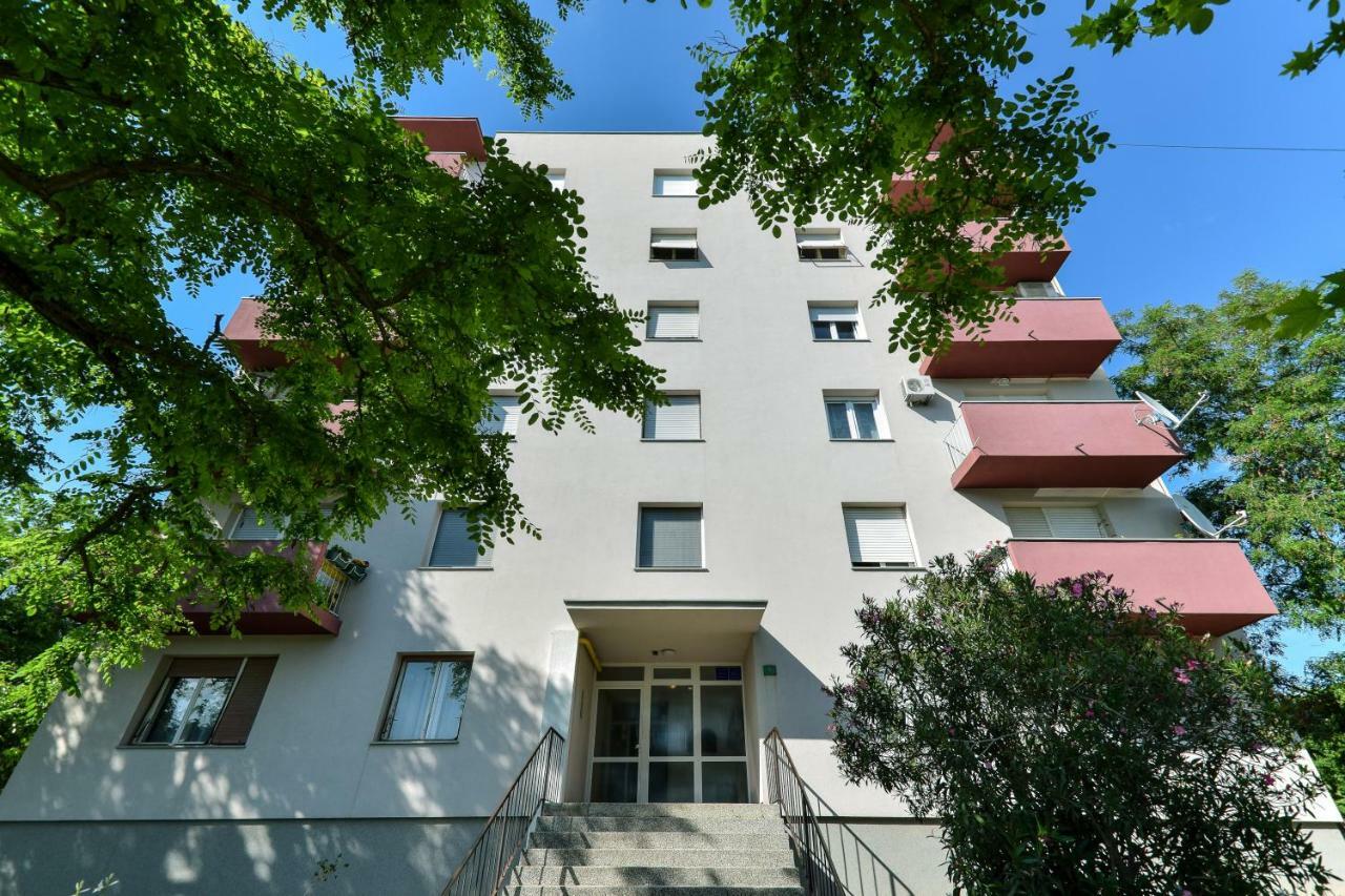Apartment Vostan Pula Dış mekan fotoğraf